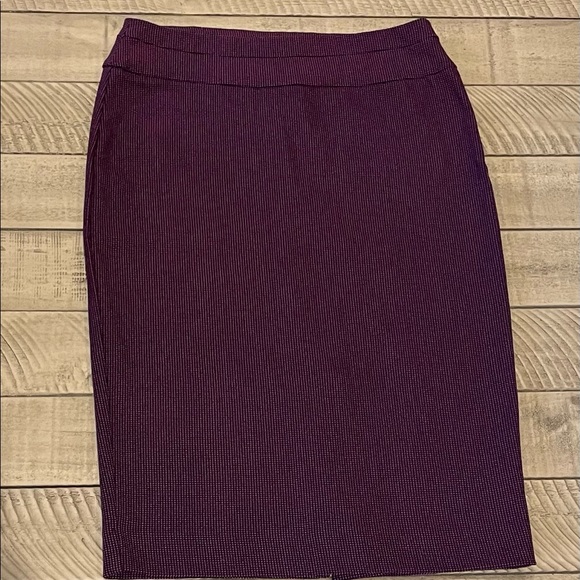 TWO RW&Co. Pencil Skirts - Picture 5 of 7